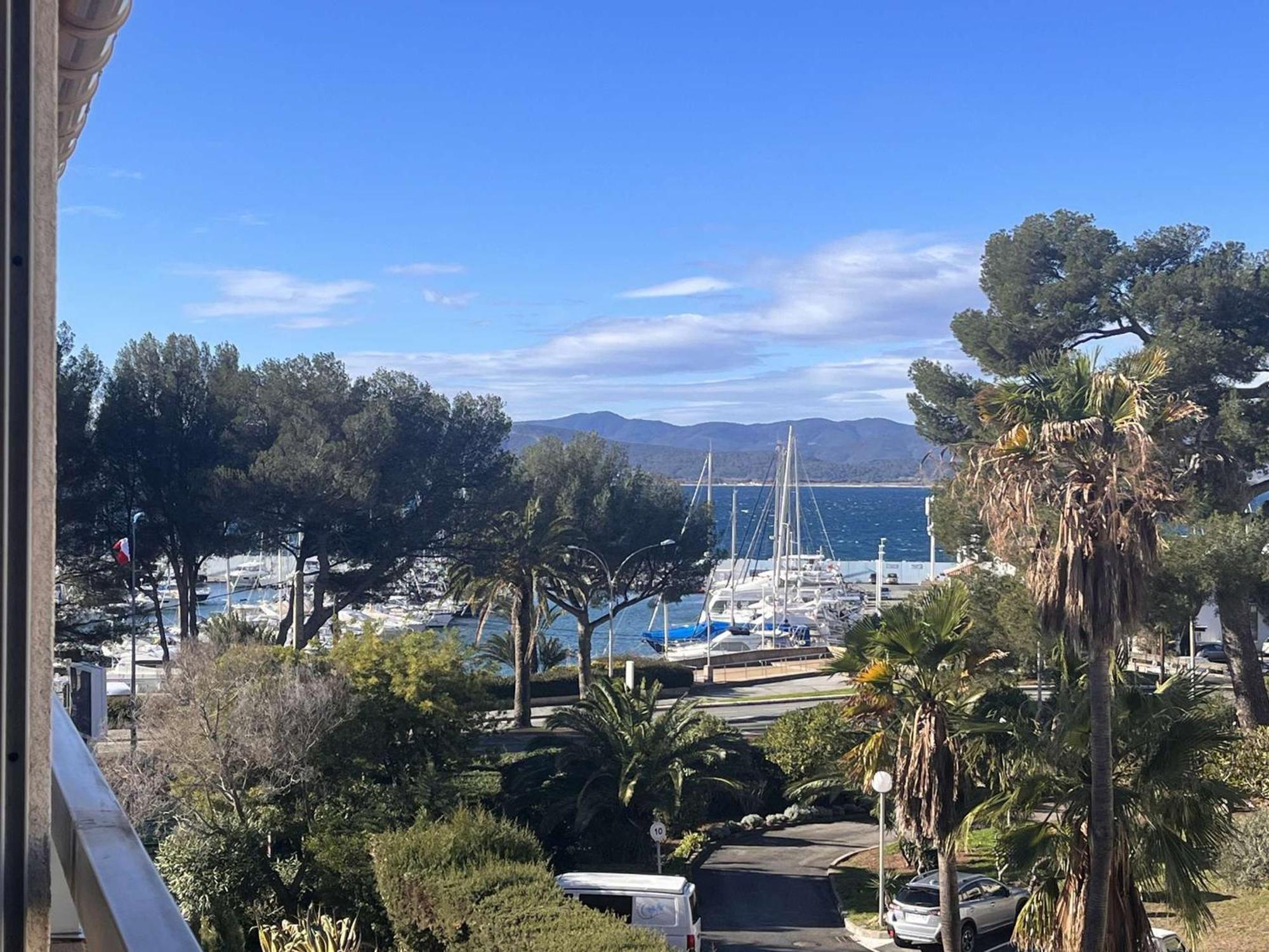 Studio Cabine A St-Raphael Avec Terrasse Et Parking, A 100M De La Plage - Fr-1-226A-23 Saint-Raphaël Екстериор снимка