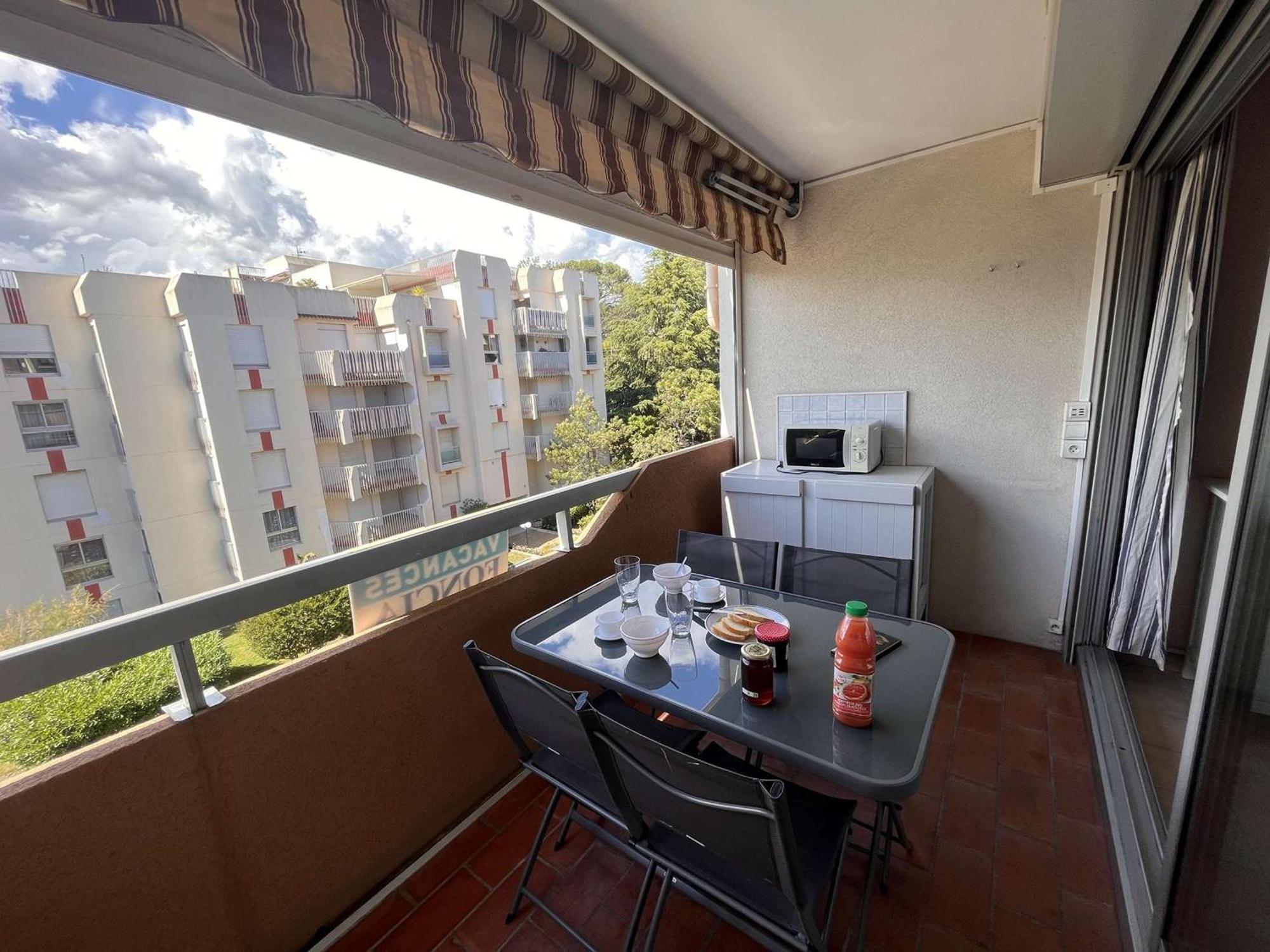 Studio Cabine A St-Raphael Avec Terrasse Et Parking, A 100M De La Plage - Fr-1-226A-23 Saint-Raphaël Екстериор снимка