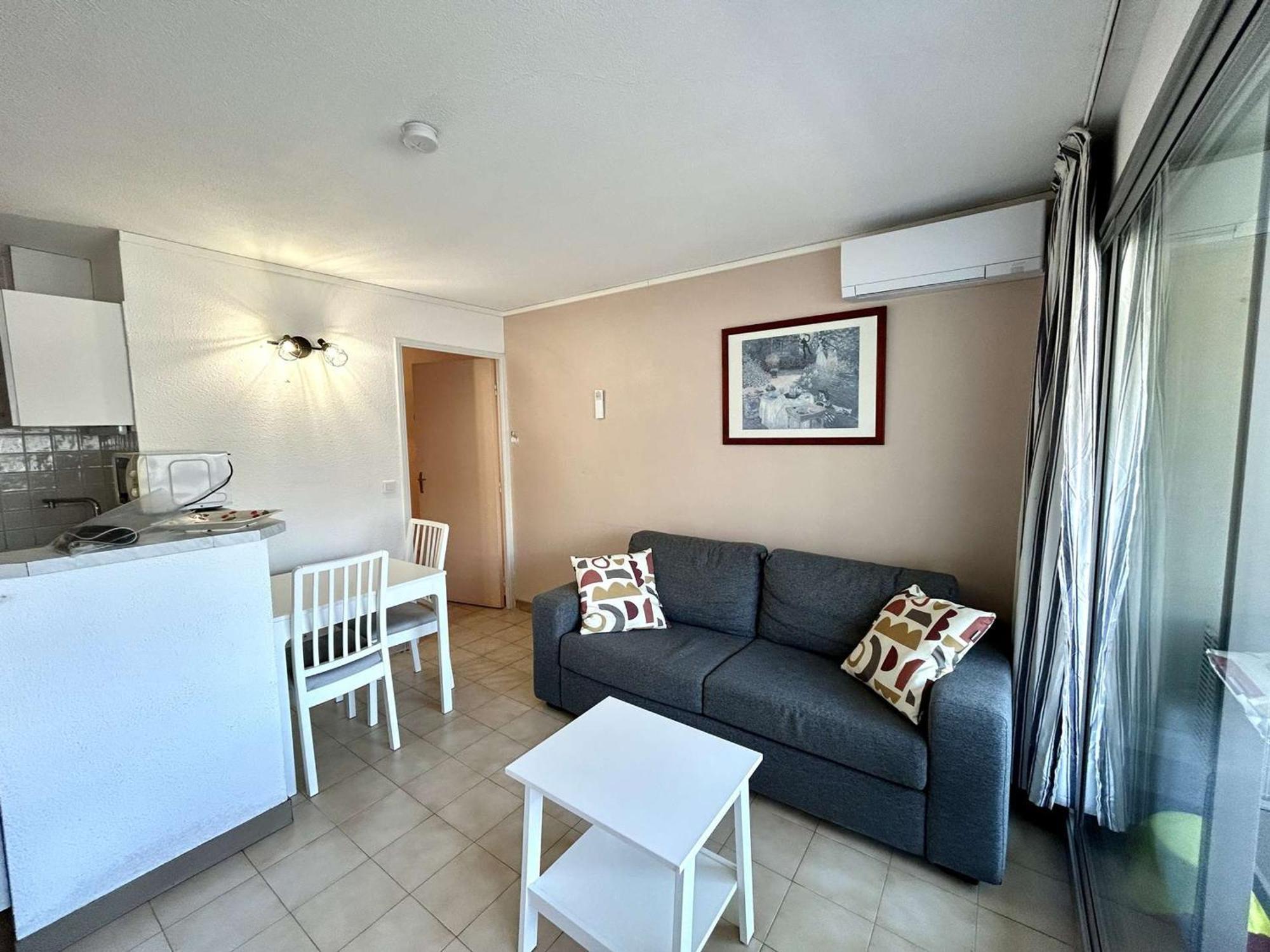 Studio Cabine A St-Raphael Avec Terrasse Et Parking, A 100M De La Plage - Fr-1-226A-23 Saint-Raphaël Екстериор снимка
